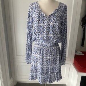 Walker & Wade Ibiza Blue and White Medallion Dress small